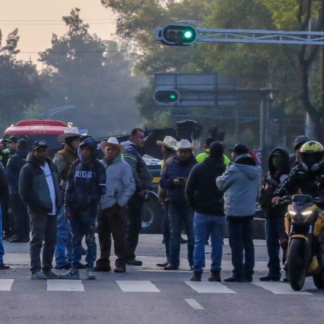 Bloqueo en calles de la Ciudad de México.